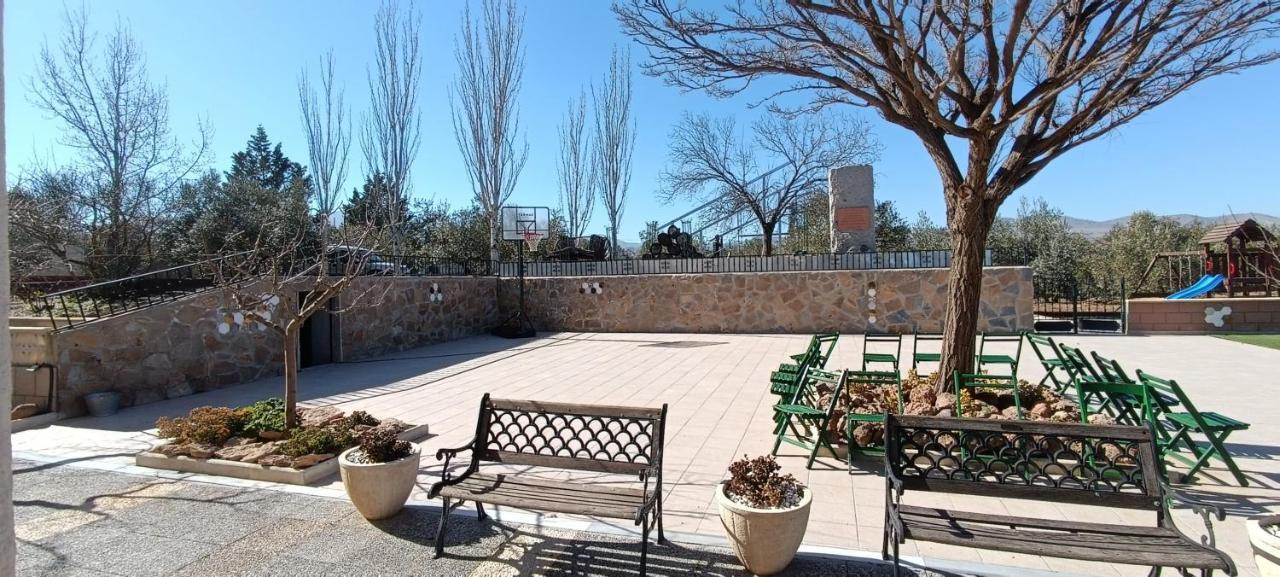 Cortijo La Torre de Caniles La Vega  Exterior foto